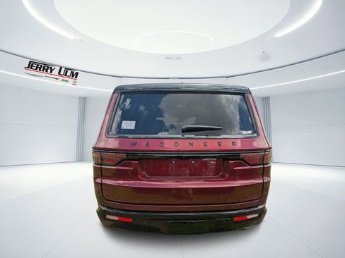 New 2025 Jeep Wagoneer Series II image 4