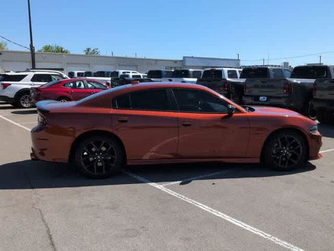 Used 2021 Dodge Charger R/T w/ Blacktop Package RWD image 9