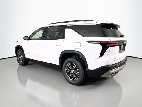 New 2026 Chevrolet Traverse LT image 6