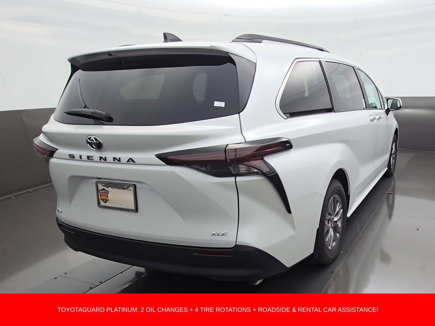 New 2026 Toyota Sienna XLE FWD image 10