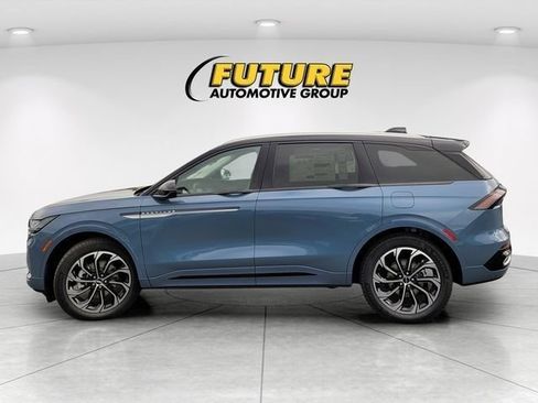 New 2026 Lincoln Nautilus Reserve AWD/4WD image 32