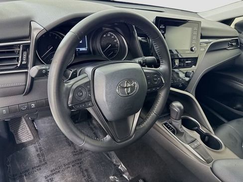 Certified 2023 Toyota Camry SE image 9