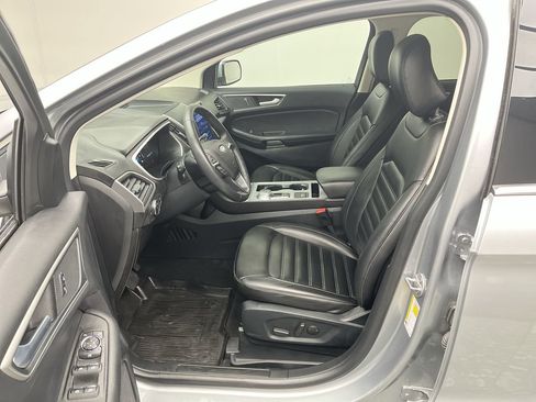 Used 2021 Ford Edge SEL w/ Cargo Accessory Package image 3