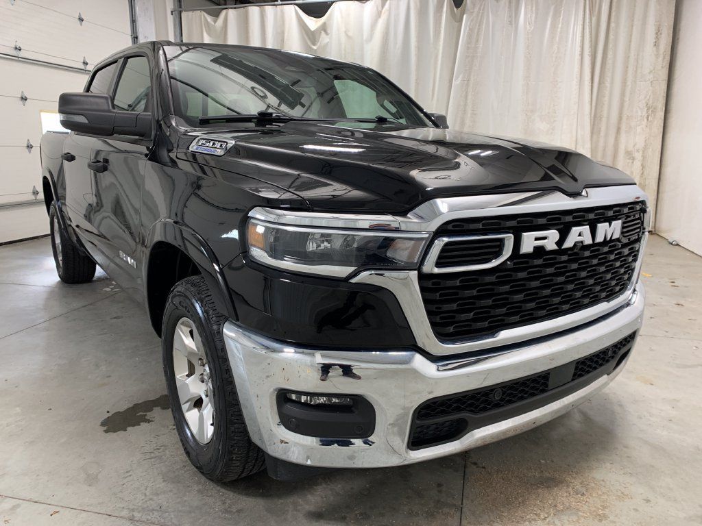 Used 2025 RAM 1500 Big Horn AWD/4WD image 14