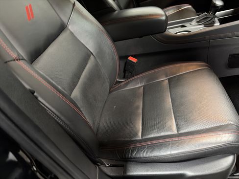 Used 2024 Dodge Durango GT AWD/4WD image 36
