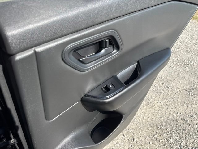 Used 2024 Nissan Rogue S AWD/4WD image 17