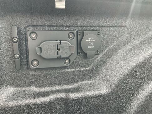 Used 2026 RAM 2500 Tradesman AWD/4WD image 12