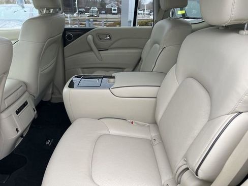 Certified 2024 INFINITI QX80 Luxe w/ Cargo Package AWD/4WD image 12