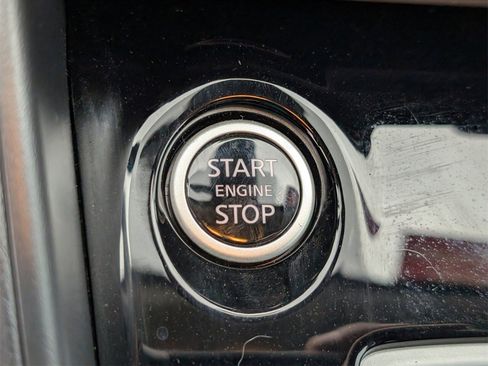 Certified 2025 Nissan Versa SR w/ Trunk Package image 20