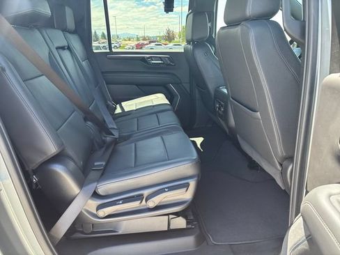 Certified 2025 Chevrolet Suburban Z71 AWD/4WD image 23