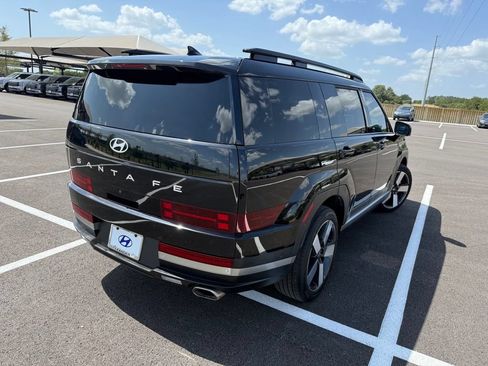 Certified 2024 Hyundai Santa Fe Limited FWD image 5