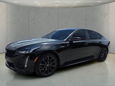 Used 2023 Cadillac CT5 V RWD image 7