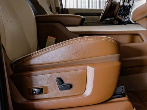 Used 2022 RAM 3500 Laramie image 32