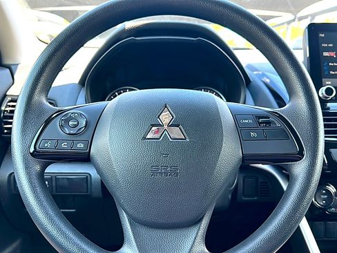 Used 2024 Mitsubishi Eclipse Cross LE image 29