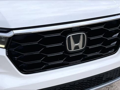 Used 2023 Honda Pilot Elite image 30