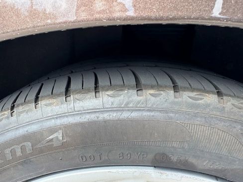 Used 2014 Tesla Model S 85 image 13