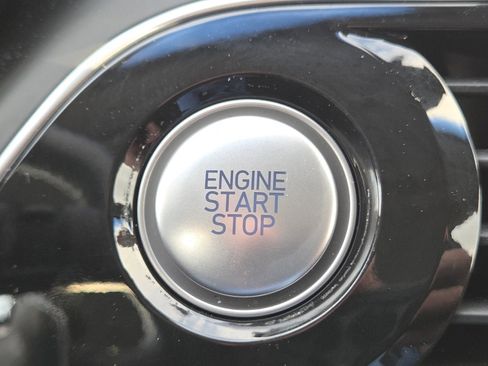 Used 2020 Genesis G70 3.3T w/ Prestige Package image 13