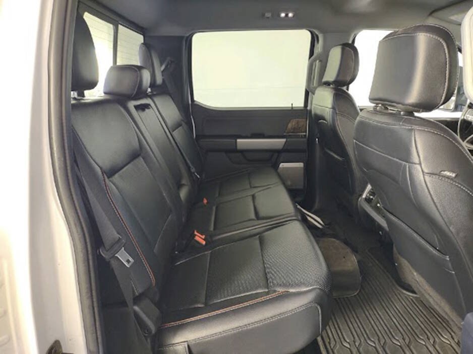 Used 2024 Ford F250 Lariat w/ FX4 Off-Road Package AWD/4WD image 18