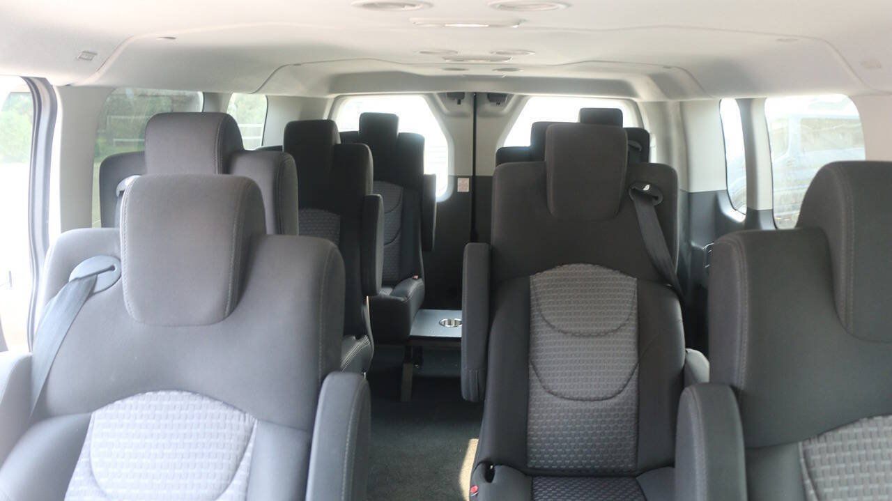 Used 2023 Ford Transit 350 XLT RWD image 17