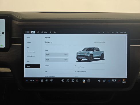 Used 2023 Rivian R1T Adventure image 27