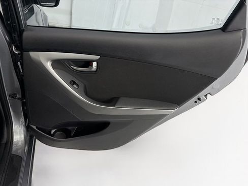 Used 2016 Hyundai Elantra Value Edition FWD image 25