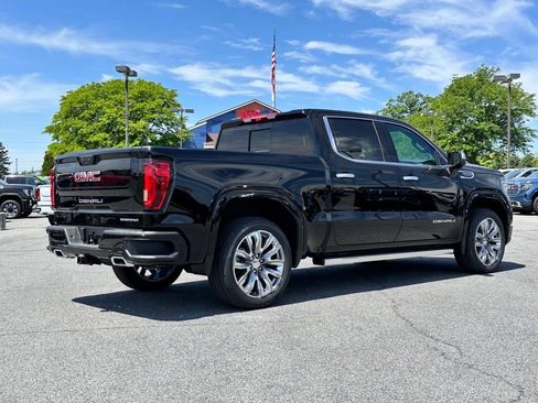 New 2026 GMC Sierra 1500 Denali w/ Denali Reserve Package AWD/4WD image 9