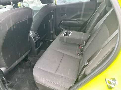 Certified 2025 Hyundai Kona SEL AWD/4WD image 8