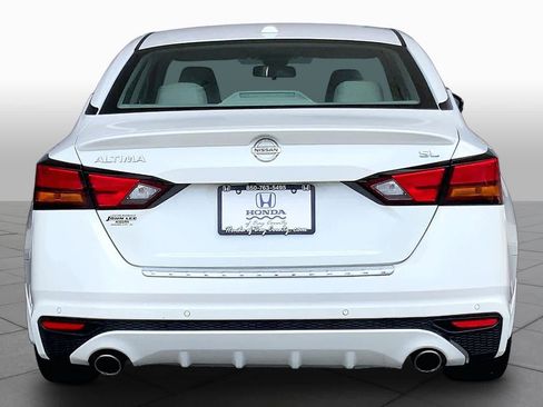 Used 2022 Nissan Altima 2.5 SL FWD image 5