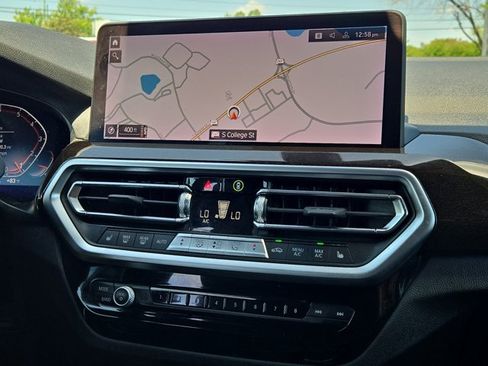 Used 2022 BMW X4 xDrive30i AWD/4WD image 33