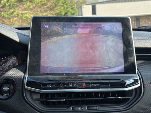 Used 2024 Jeep Compass Trailhawk w/ Sun and Sound Group image 17