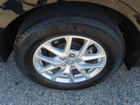 Used 2023 Chevrolet Equinox LT FWD image 15