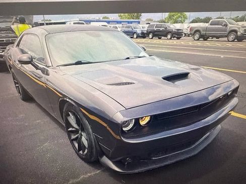 Used 2019 Dodge Challenger R/T Scat Pack w/ Stars & Stripes Edition RWD image 3