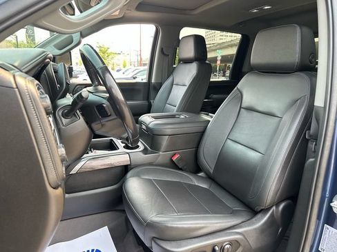 Used 2022 Chevrolet Silverado 3500 LTZ w/ LTZ Convenience Package AWD/4WD image 10