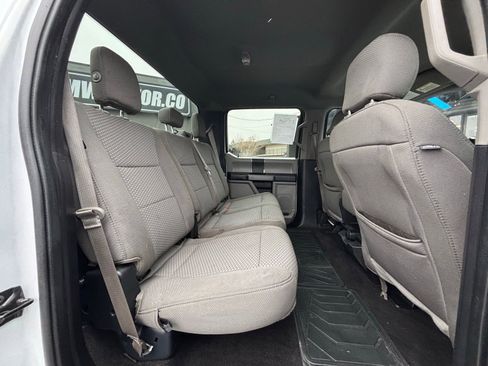 Used 2019 Ford F150 XLT image 17