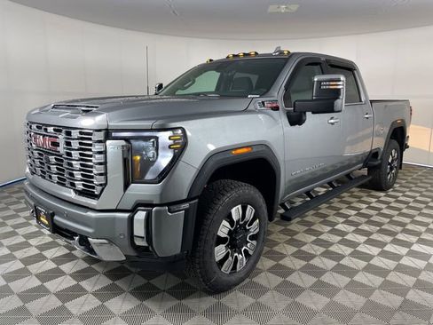 New 2026 GMC Sierra 2500 Denali w/ Denali Reserve Package AWD/4WD image 1