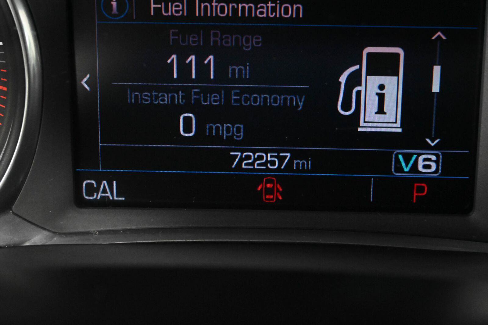 Used 2021 GMC Acadia SLE w/ Driver Convenience Package FWD image 23