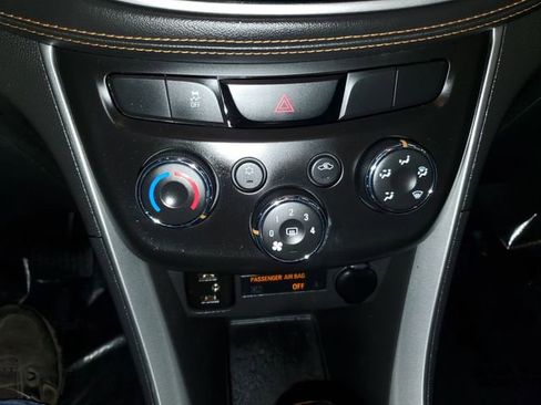 Used 2017 Chevrolet Trax LS image 19