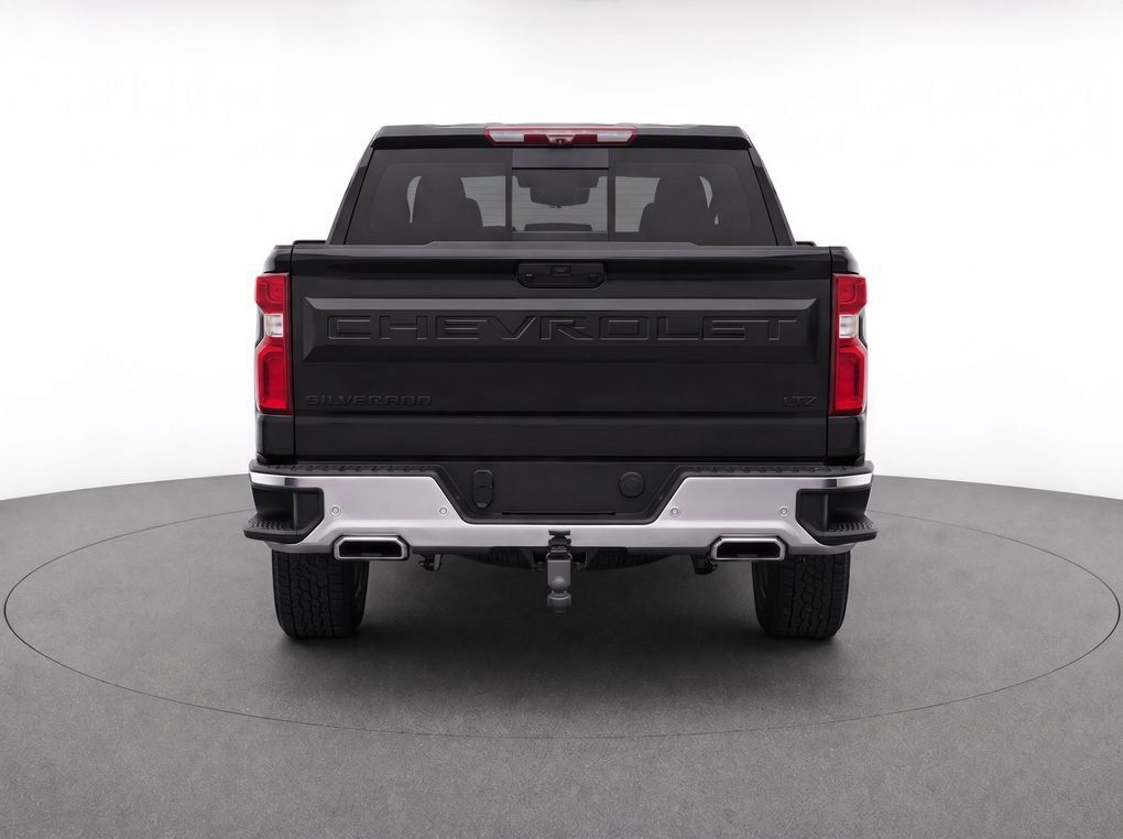 Used 2021 Chevrolet Silverado 1500 LTZ w/ Technology Package AWD/4WD image 10