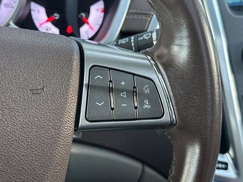 Used 2011 Cadillac SRX Luxury image 27