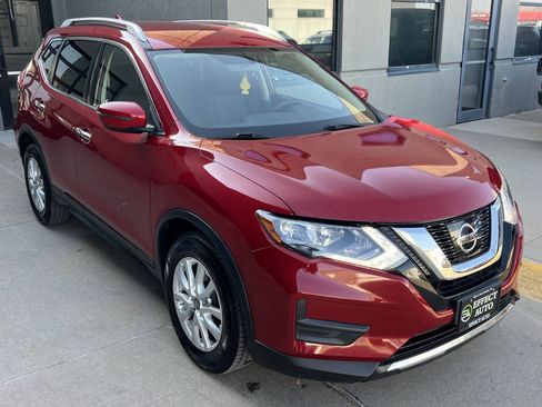 Used 2017 Nissan Rogue SV FWD image 7