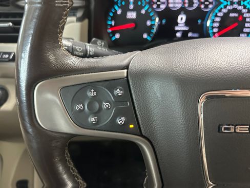 Used 2018 GMC Yukon Denali w/ Denali Ultimate Package AWD/4WD image 27