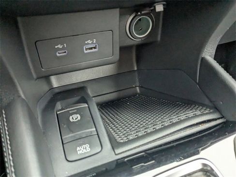 Used 2022 Nissan Kicks SV image 22