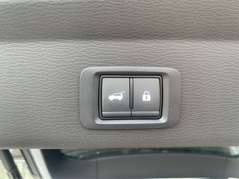 New 2026 Nissan Rogue SL AWD/4WD image 14