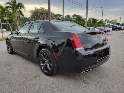 Used 2021 Chrysler 300 S image 5