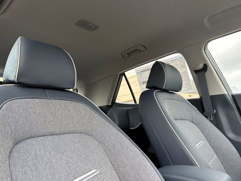 New 2026 Hyundai Venue SEL FWD image 15