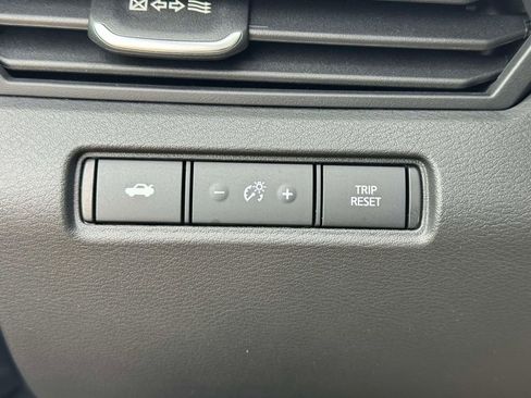 Used 2025 Nissan Altima 2.5 SV w/ SV Special Edition Package image 20