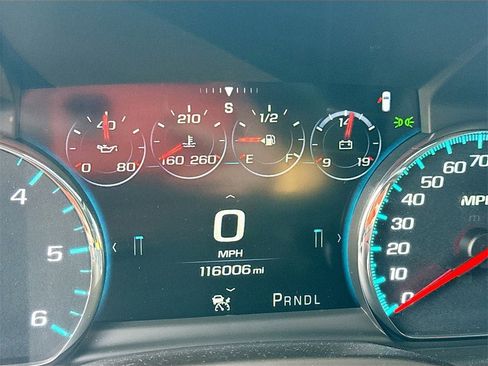 Used 2018 GMC Yukon Denali image 3