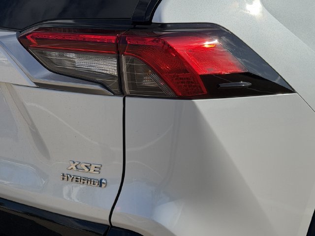 Certified 2023 Toyota RAV4 XSE w/ XSE Grade Weather Package AWD/4WD image 7