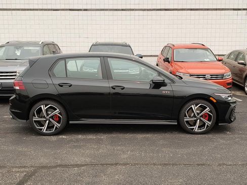 New 2026 Volkswagen GTI SE FWD image 2