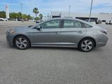 Used 2017 Hyundai Sonata Limited w/ Ultimate Package 02 image 3